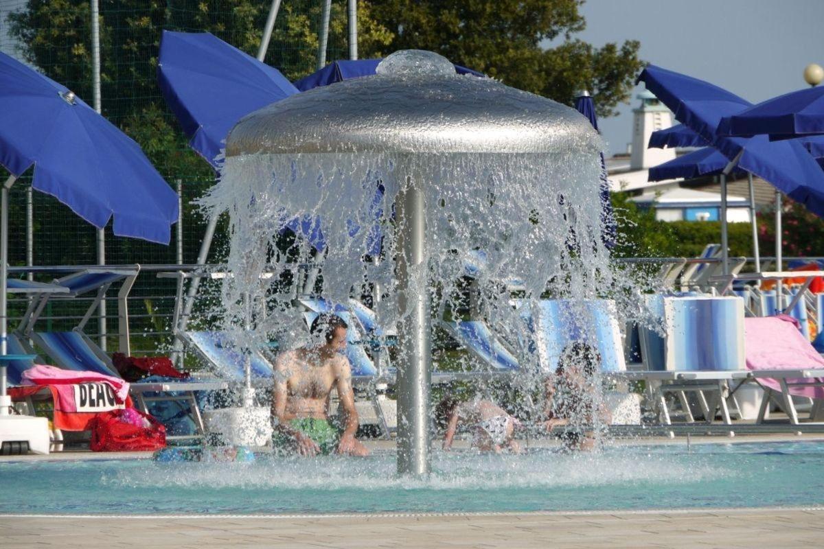 Hotel Lido Bibione Beach المظهر الخارجي الصورة